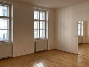 Altbauwohnung kaufen in 1080 Wien