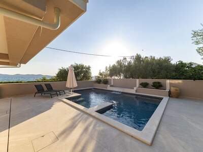 Haus mit Garten kaufen in 23000 Zadar (Bild 4)