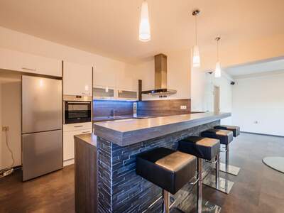 Terrassenwohnung kaufen in 5322 Hof