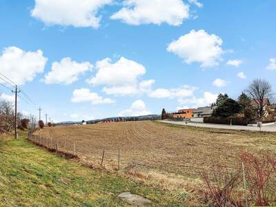 Grundstück mieten in 4975 Suben