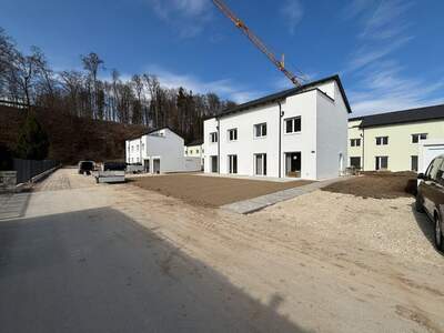 Haus in 4800 Attnang (Bild 2)