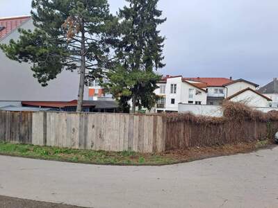 Grundstück kaufen in 2000 Stockerau