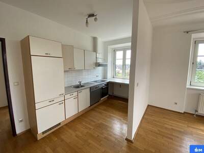 Altbauwohnung mit Balkon mieten in 8077 Gössendorf (Bild 2)