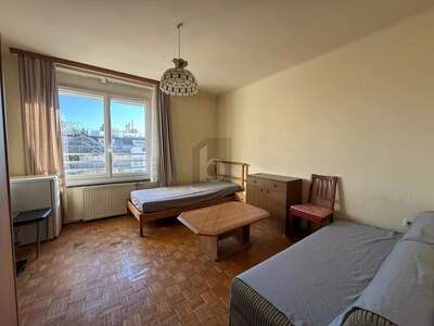 Etagenwohnung kaufen in 1060 Wien