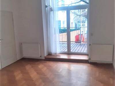Altbauwohnung mit Balkon mieten in 1160 Wien (Bild 2)