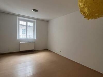 Altbauwohnung mit Balkon mieten in 8020 Graz (Bild 5)