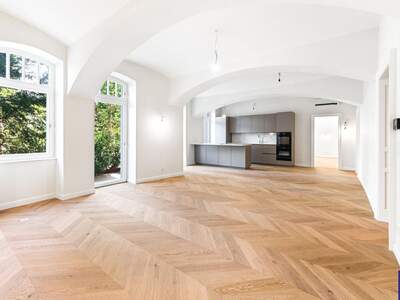 Altbauwohnung kaufen in 1130 Wien