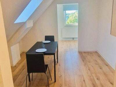 Dachgeschosswohnung mieten in 4052 Ansfelden