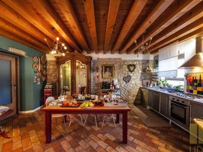 Haus mit Garten kaufen (Bild 2)