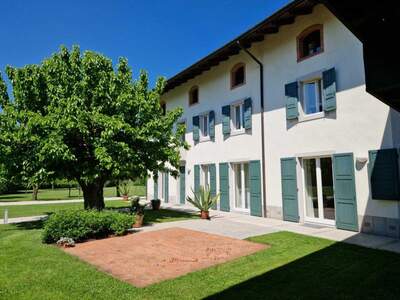 Haus mit Garten kaufen in 33043 Cividale (Bild 1)