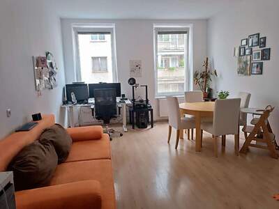 Altbauwohnung kaufen in 1050 Wien (Bild 2)