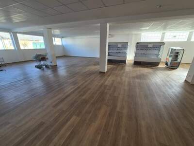 Gewerbeobjekt mieten in 2104 Spillern