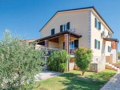Haus kaufen in 52470 Umag (Bild 1)