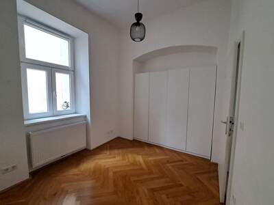 Altbauwohnung kaufen in 1050 Wien (Bild 4)