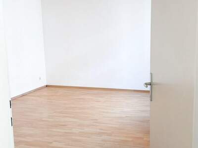 Altbauwohnung kaufen in 1100 Wien (Bild 2)