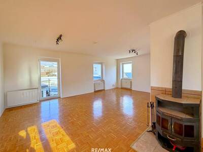 Altbauwohnung mit Balkon mieten in 9300 St. Veit