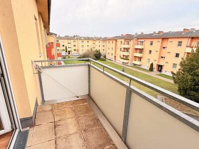 Wohnung mit Balkon kaufen in 2320 Schwechat (Bild 4)