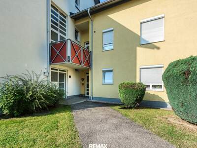 Wohnung mit Balkon kaufen in 4800 Attnang