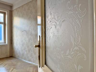 Altbauwohnung kaufen in 1180 Wien (Bild 3)