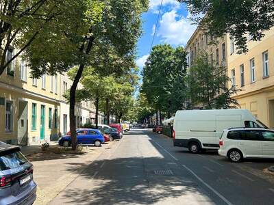 Altbauwohnung kaufen in 1020 Wien (Bild 2)