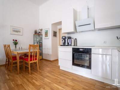 Altbauwohnung mit Balkon kaufen in 8010 Graz (Bild 3)