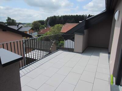 Terrassenwohnung mieten in 5163 Heming (Bild 2)