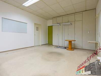 Büro / Praxis mieten in 1230 Wien (Bild 2)