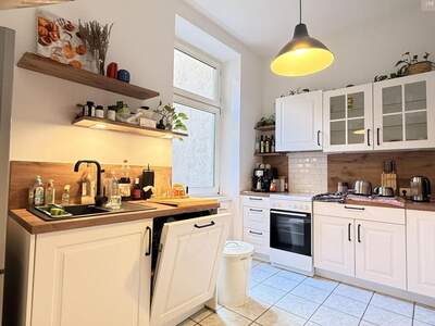 Altbauwohnung mieten in 1060 Wien (Bild 2)