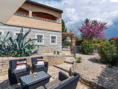 Haus kaufen in 52440 Porec (Bild 4)