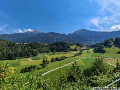 Grundstück kaufen in 6094 Axams