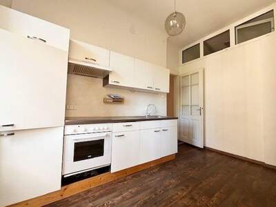 Altbauwohnung mieten in 8010 Graz (Bild 1)