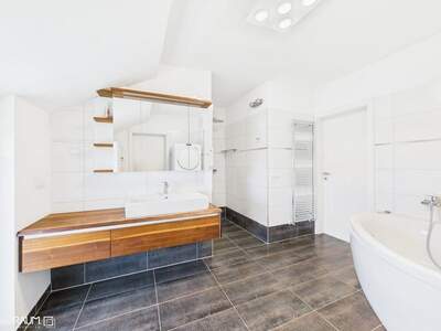 Altbauwohnung mit Balkon kaufen in 9201 Krumpendorf (Bild 4)