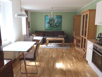Altbauwohnung mieten in 1090 Wien 9. (Bild 1)
