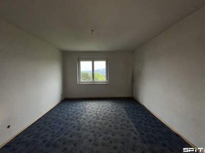 Wohnung mit Balkon kaufen in 9183 Schlatten (Bild 4)