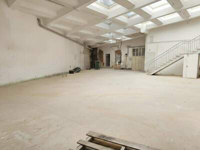 Gewerbeobjekt kaufen in 1140 Wien