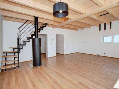 Haus mit Garten kaufen in 38226 Horní Planá (Bild 4)