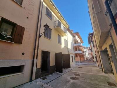 Haus kaufen in 34073 Grado (Bild 3)