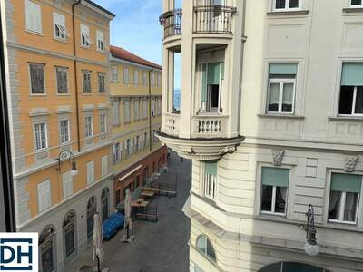 Wohnung kaufen in 34121 Trieste (Bild 1)