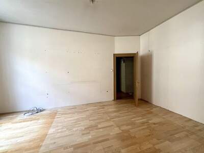Altbauwohnung kaufen in 8020 Graz (Bild 4)