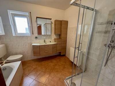 Altbauwohnung mit Balkon mieten in 8200 Gleisdorf (Bild 4)