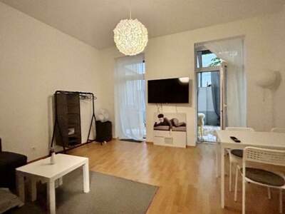 Altbauwohnung kaufen in 1200 Wien (Bild 2)