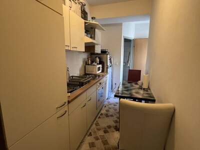 Altbauwohnung kaufen in 8020 Graz (Bild 2)