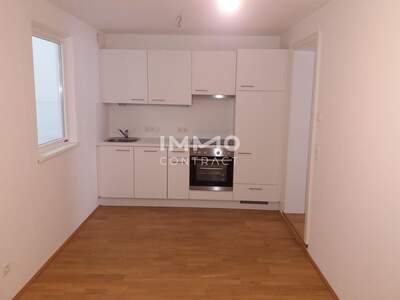 Altbauwohnung mit Balkon mieten in 6020 Innsbruck (Bild 4)
