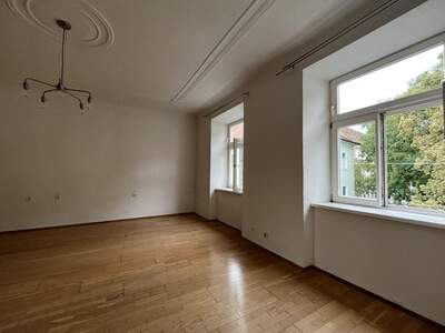 Altbauwohnung mit Balkon mieten in 8020 Graz (Bild 4)