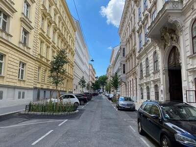 Altbauwohnung kaufen in 1090 Wien (Bild 4)