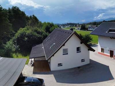 Wohnung kaufen in 9220 Velden
