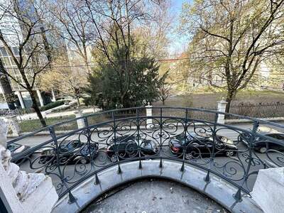 Altbauwohnung mit Balkon mieten in 8010 Graz (Bild 4)