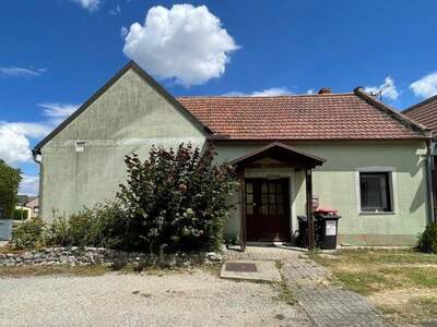 Haus kaufen in 2275 Bernhardsthal
