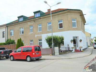 Mehrfamilienhaus kaufen in 2325 Himberg (Bild 1)