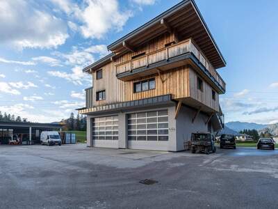 Gewerbeobjekt mieten in 6385 Schwendt